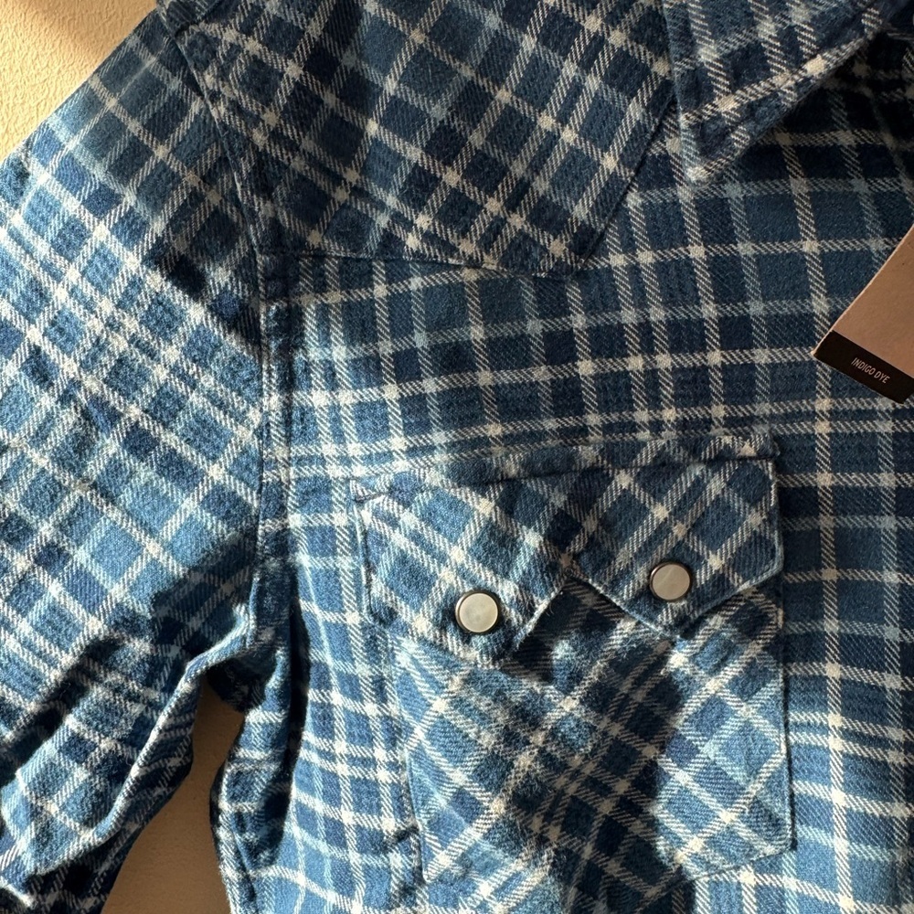NWT Levi's Casual Blue Checkered Shirt - Picture 3 of 4
